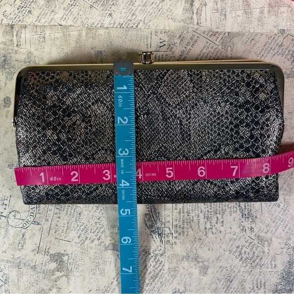 HOBO Lauren Clutch Wallet Iridescent Exotic Metallic Leather - Picture 14 of 14